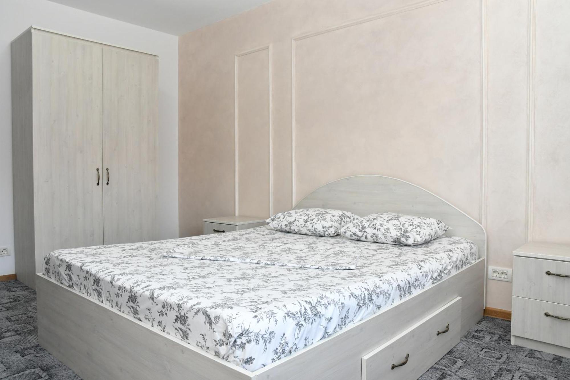 Apartament Luxury - Promenada Mall Craiova Bagian luar foto